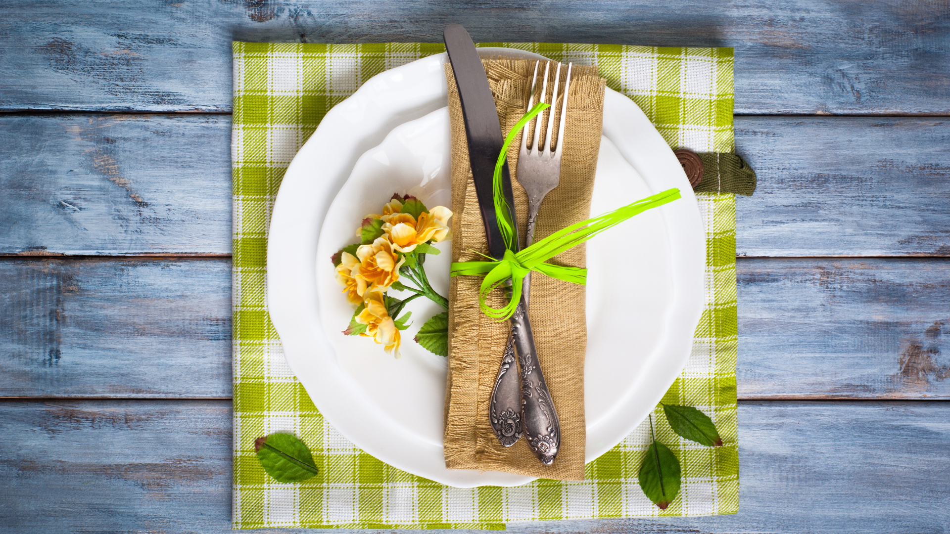 mit Wassermelone und Pommes