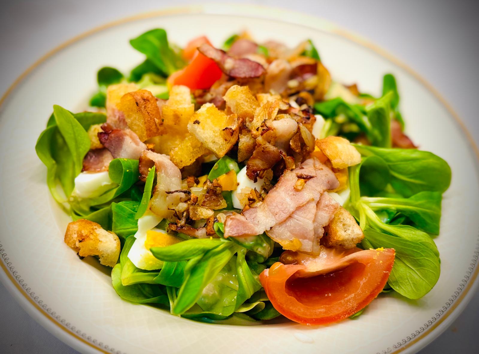 Nüsslisalat